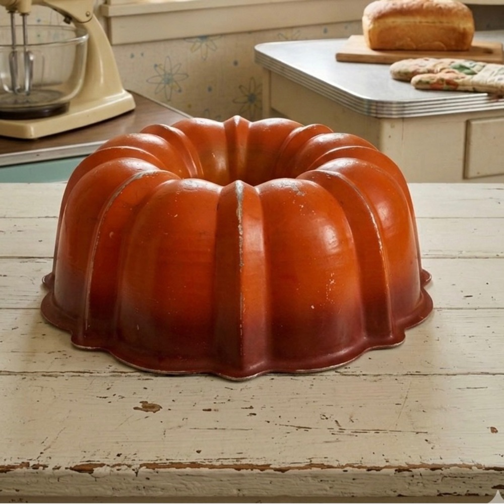 Vintage 1970s Orange Bundt Cake Pan